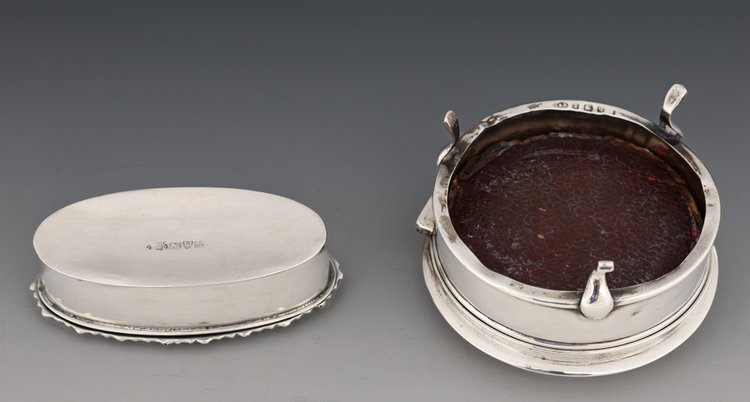 Image for Edwardian British Sterling Silver Vanity Accessories