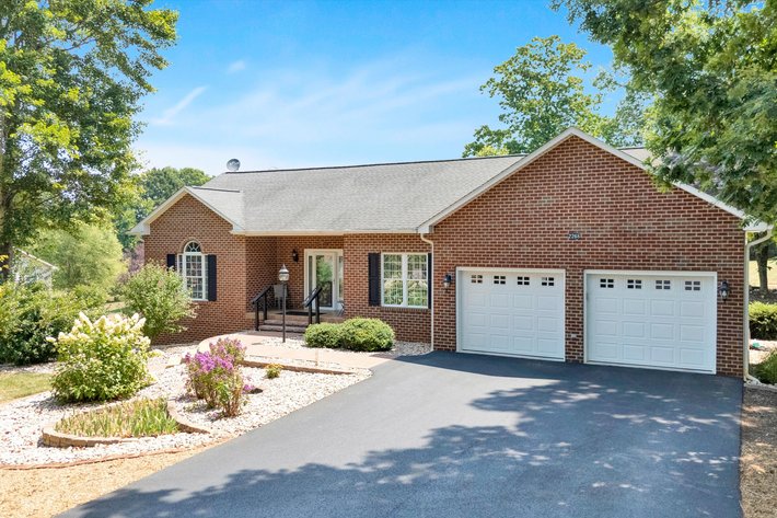 Image for 2268 Wirtz Road