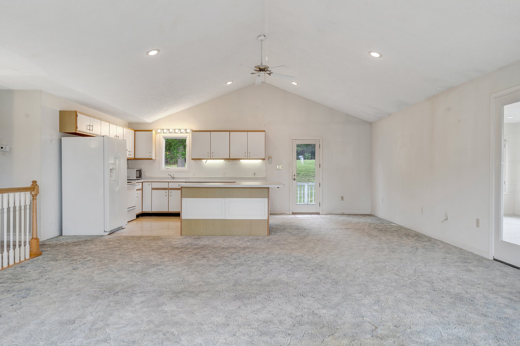 Image for 205 Park Shores Circle Real Estate Auction