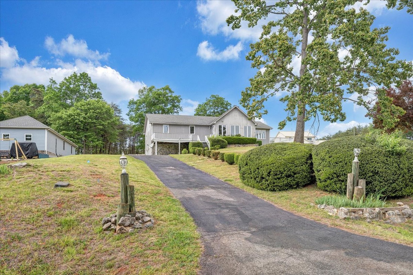 Image for 205 Park Shores Circle Real Estate Auction