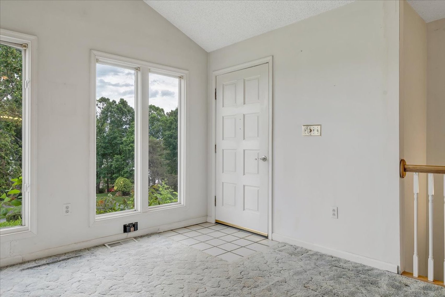 Image for 205 Park Shores Circle Real Estate Auction