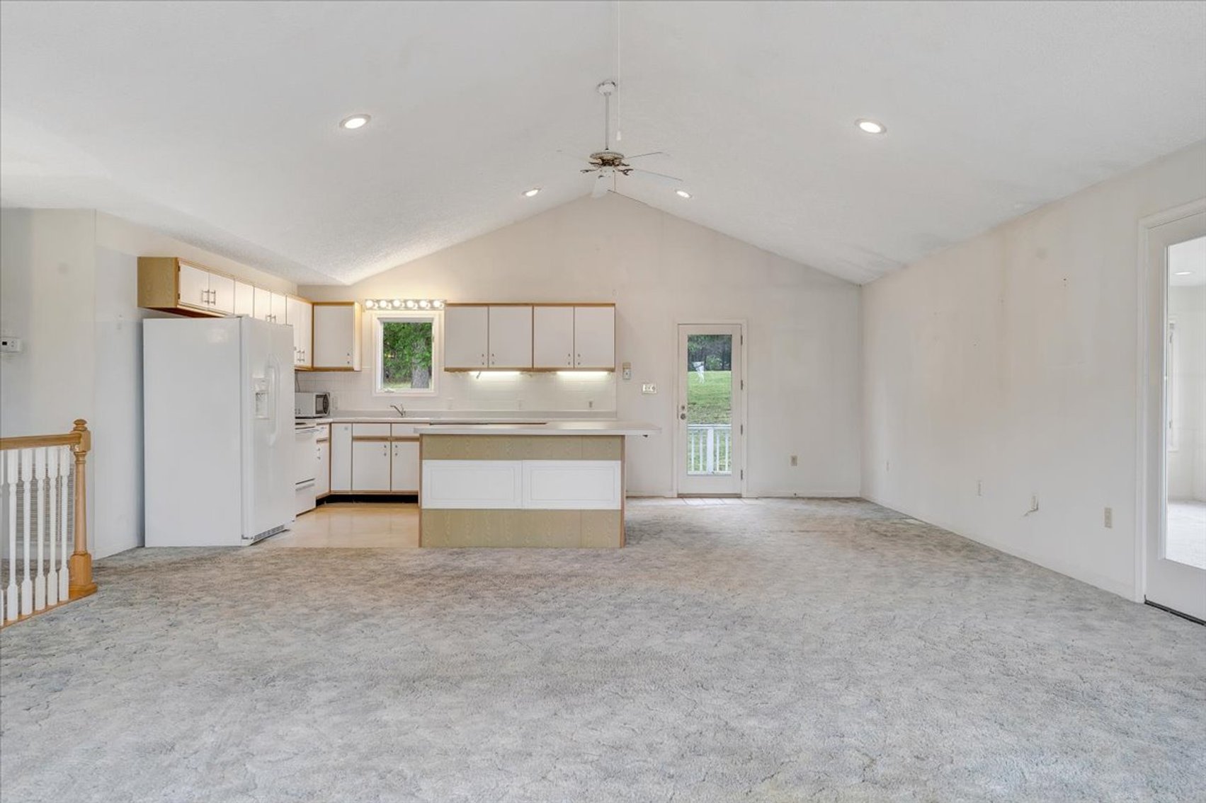 Image for 205 Park Shores Circle Real Estate Auction