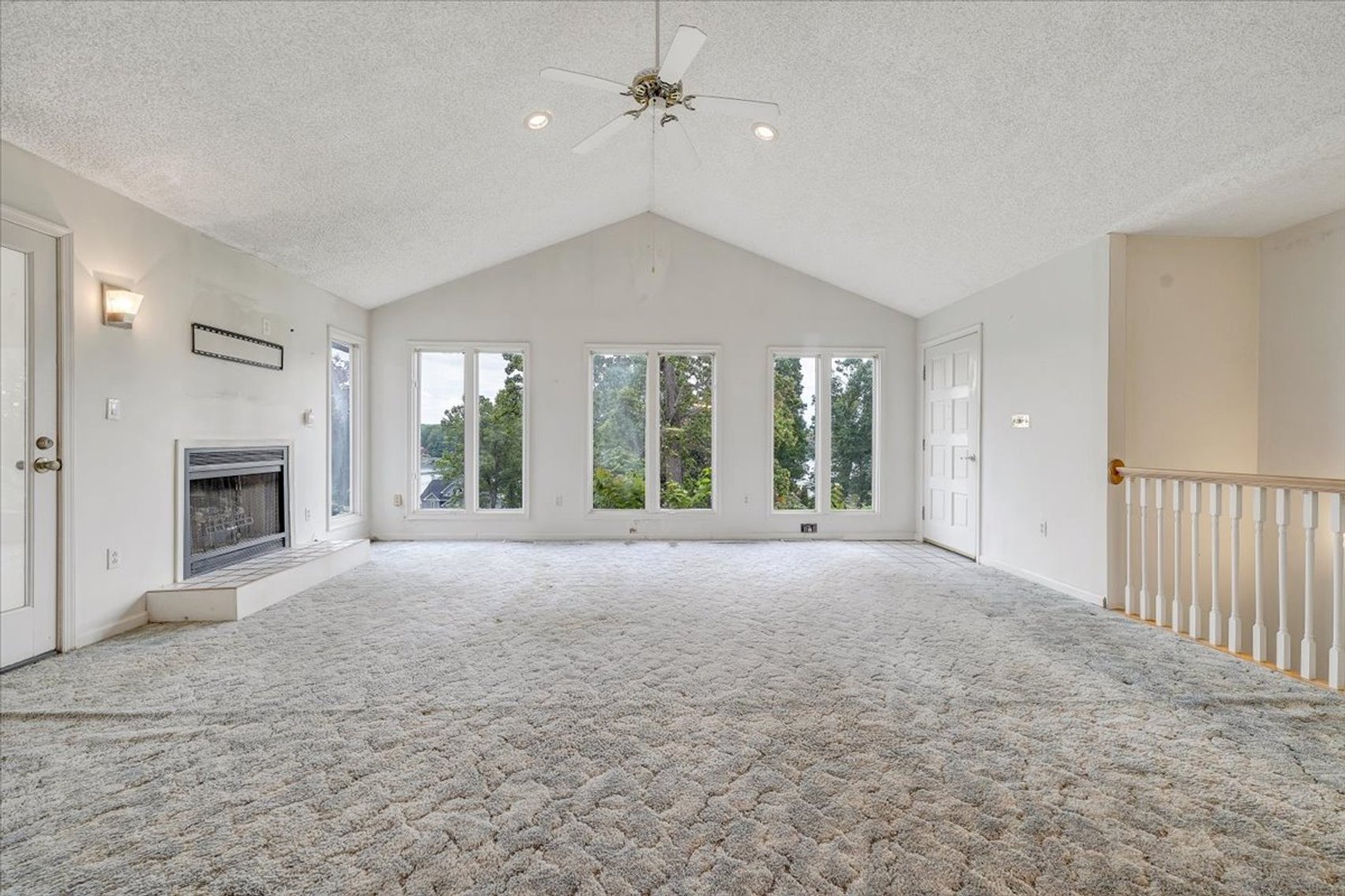 Image for 205 Park Shores Circle Real Estate Auction