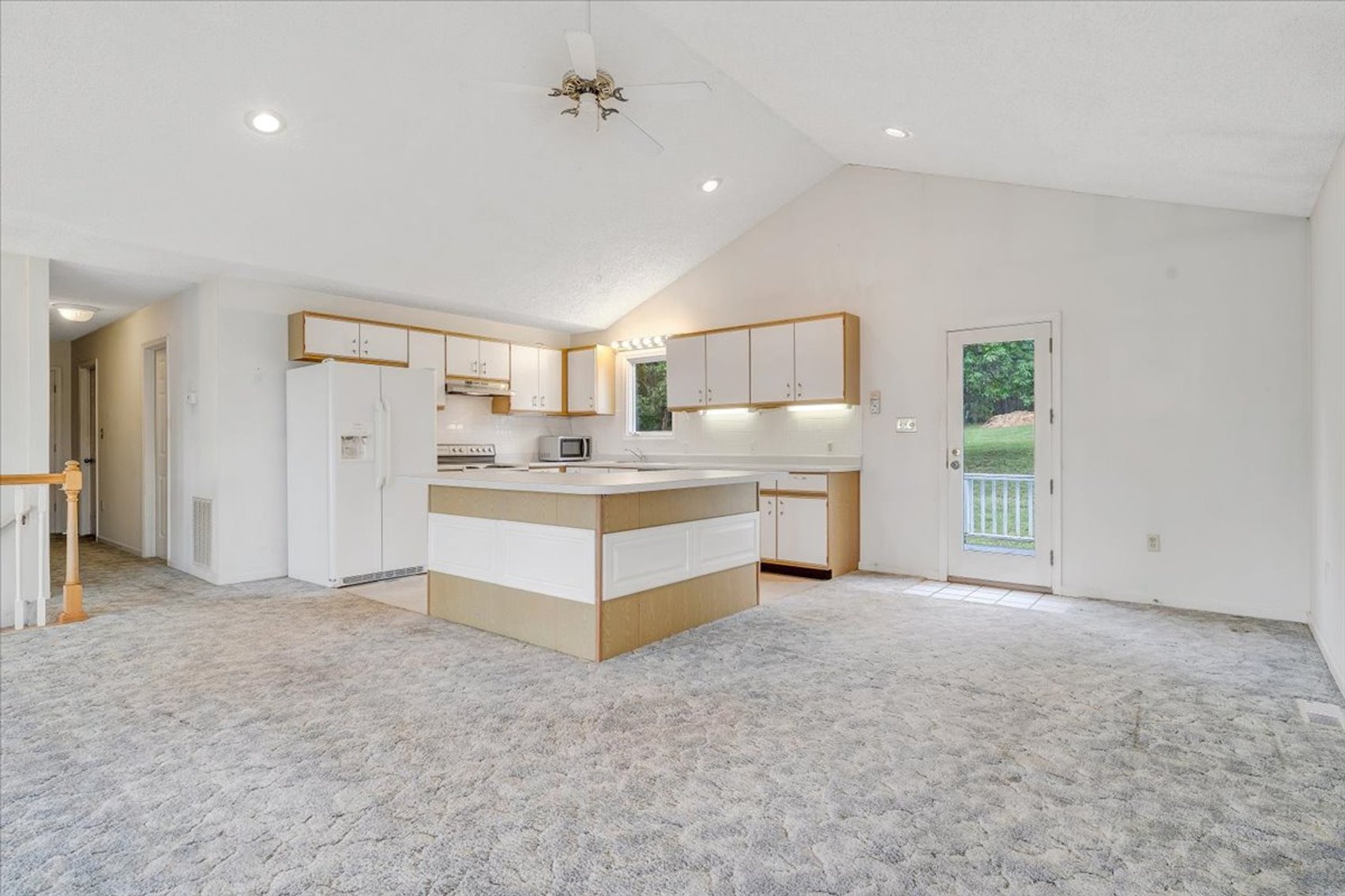 Image for 205 Park Shores Circle Real Estate Auction