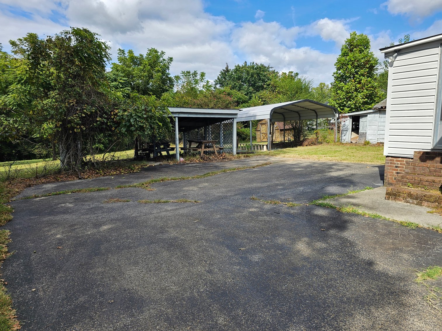 Image for 1810 Scuffling Hill Road Real Estate Auction