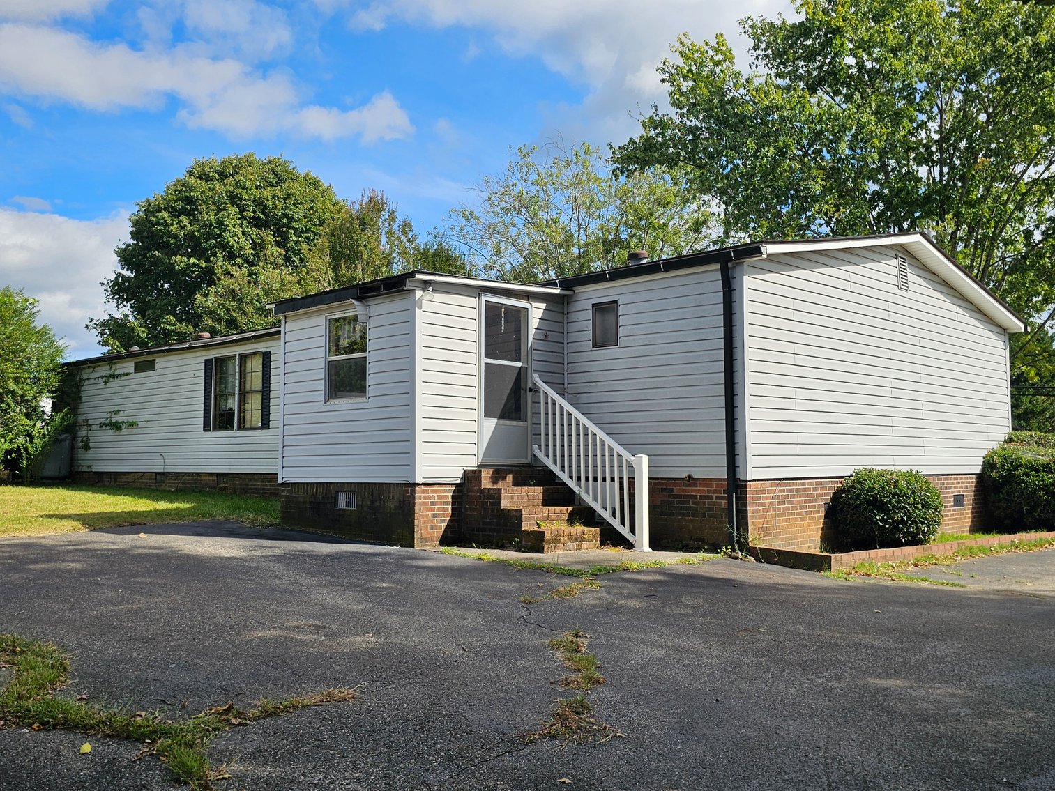 Image for 1810 Scuffling Hill Road Real Estate Auction