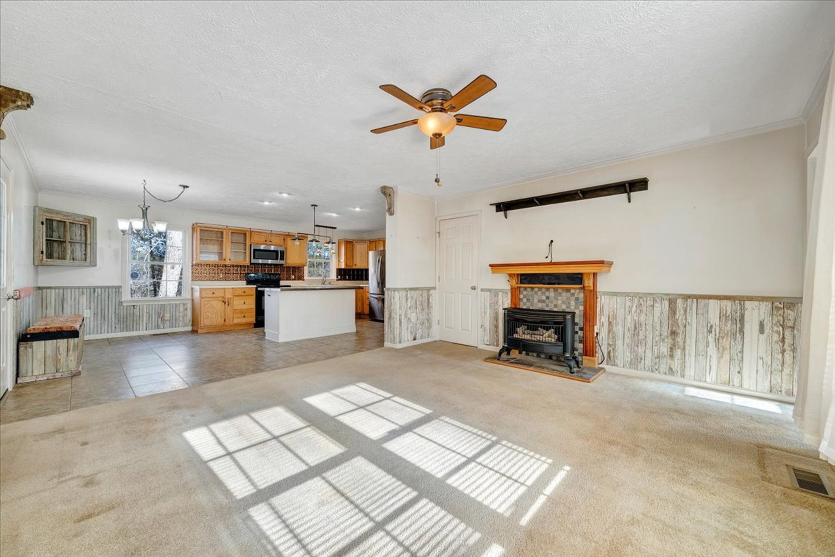 Image for 365 Isolane Road Real Estate Auction