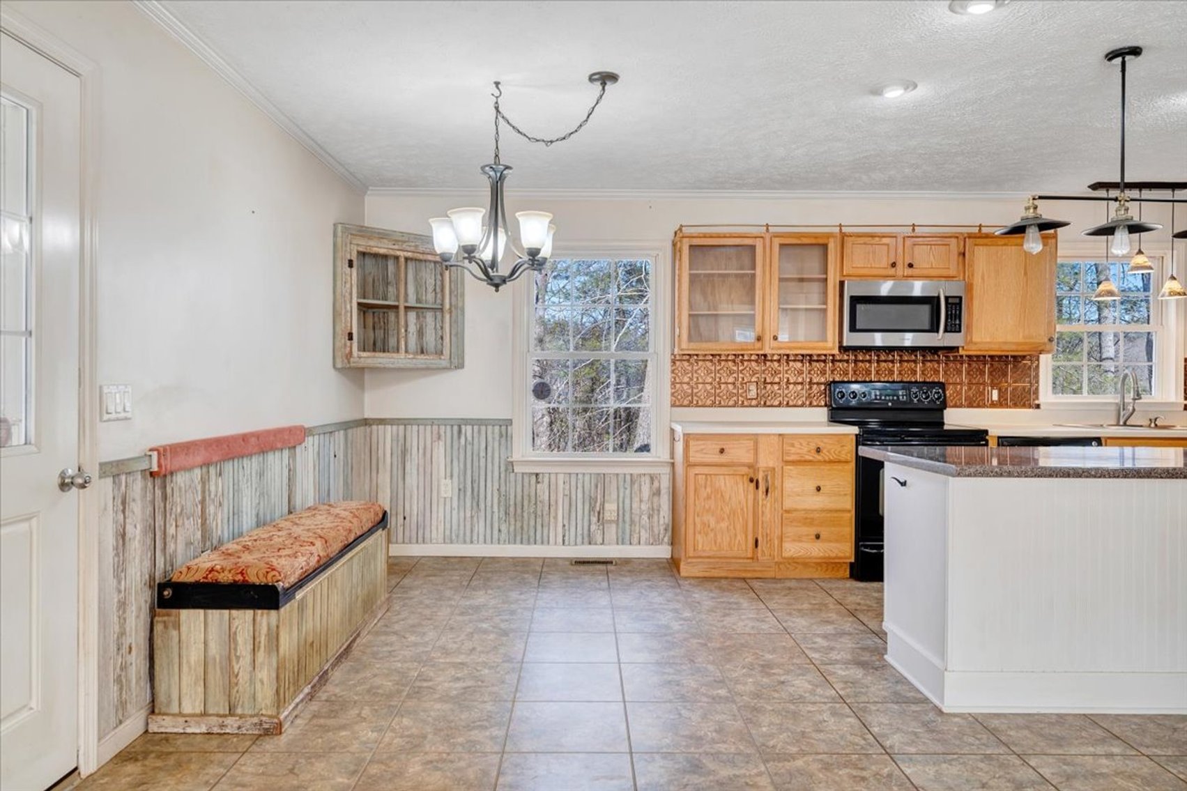 Image for 365 Isolane Road Real Estate Auction