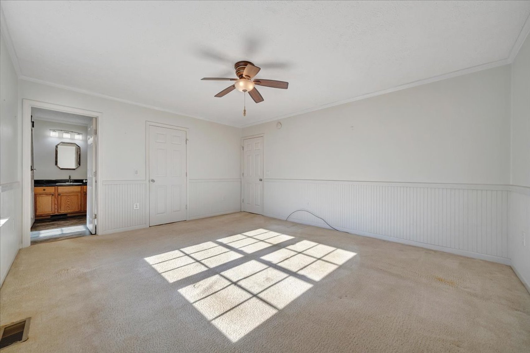 Image for 365 Isolane Road Real Estate Auction