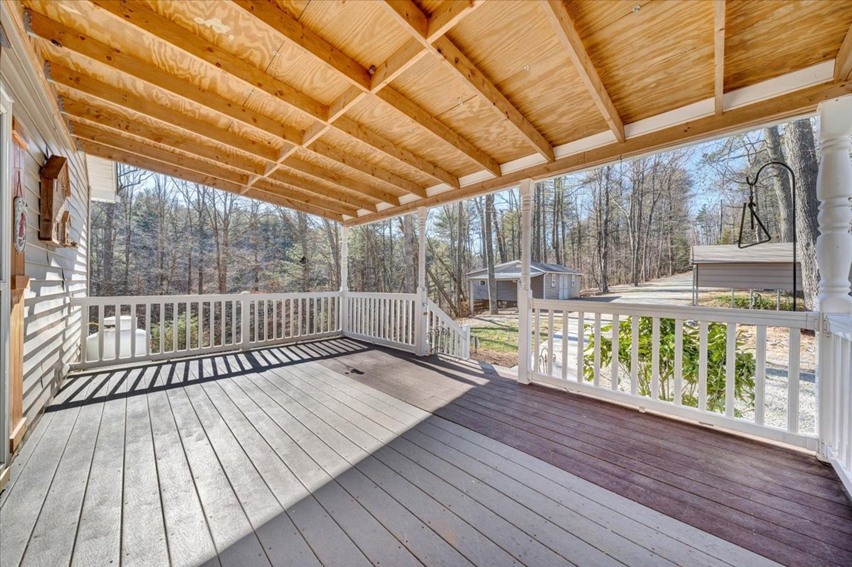 Image for 365 Isolane Road Real Estate Auction