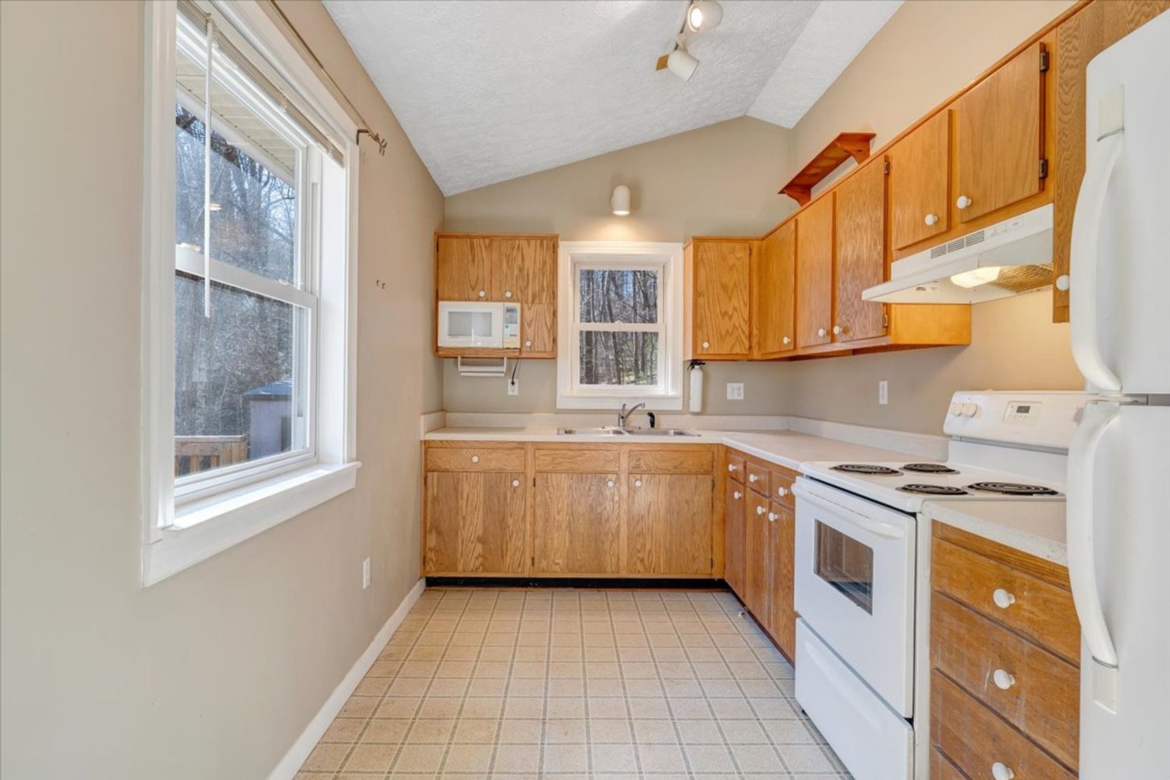 Image for 365 Isolane Road Real Estate Auction