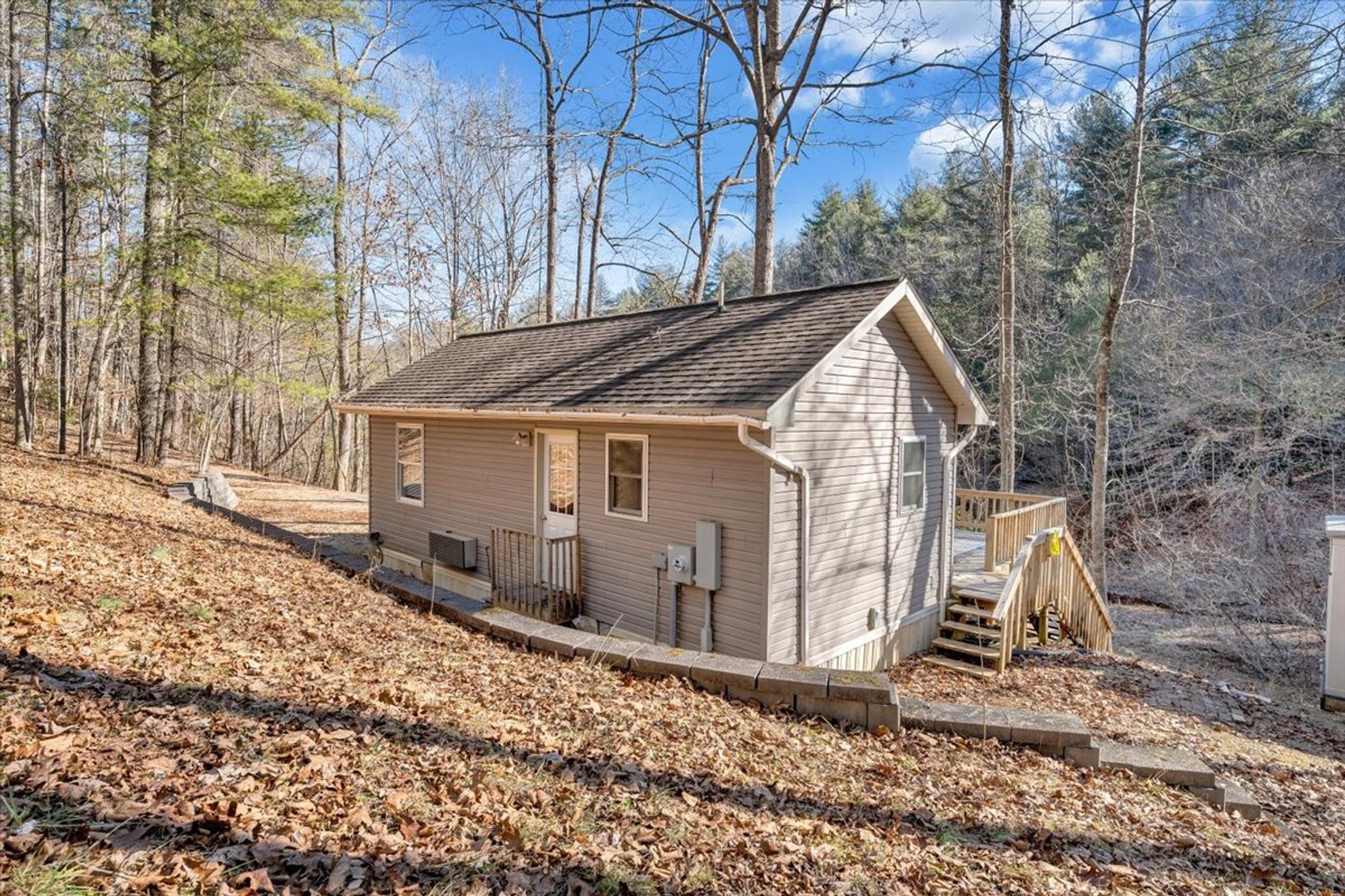 Image for 365 Isolane Road Real Estate Auction