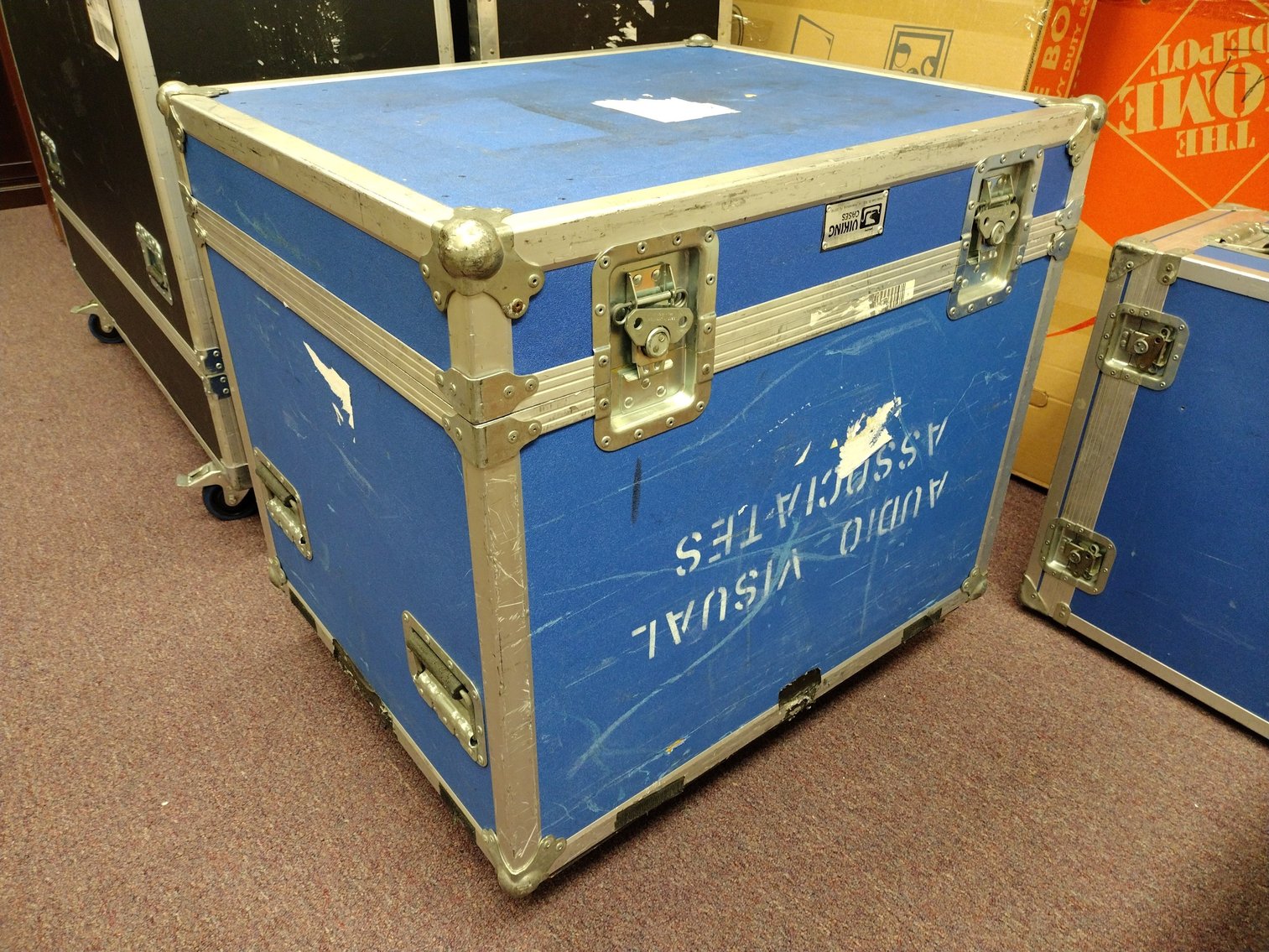 Image for MultiTaction 11.5ft Modular Video Wall w/ (8) Monitors and Server