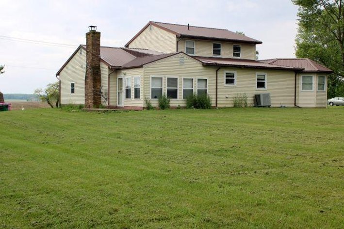Image for REAL ESTATE - CENTERBURG, OH