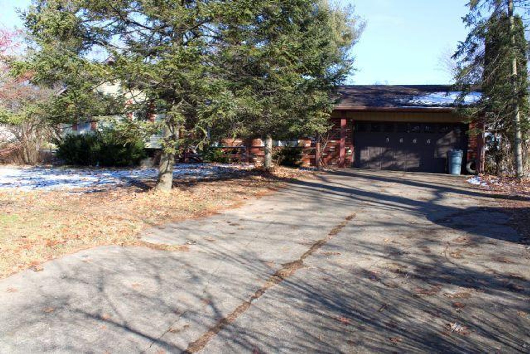 Image for SPLIT LEVEL HOME - POLE BUILDING