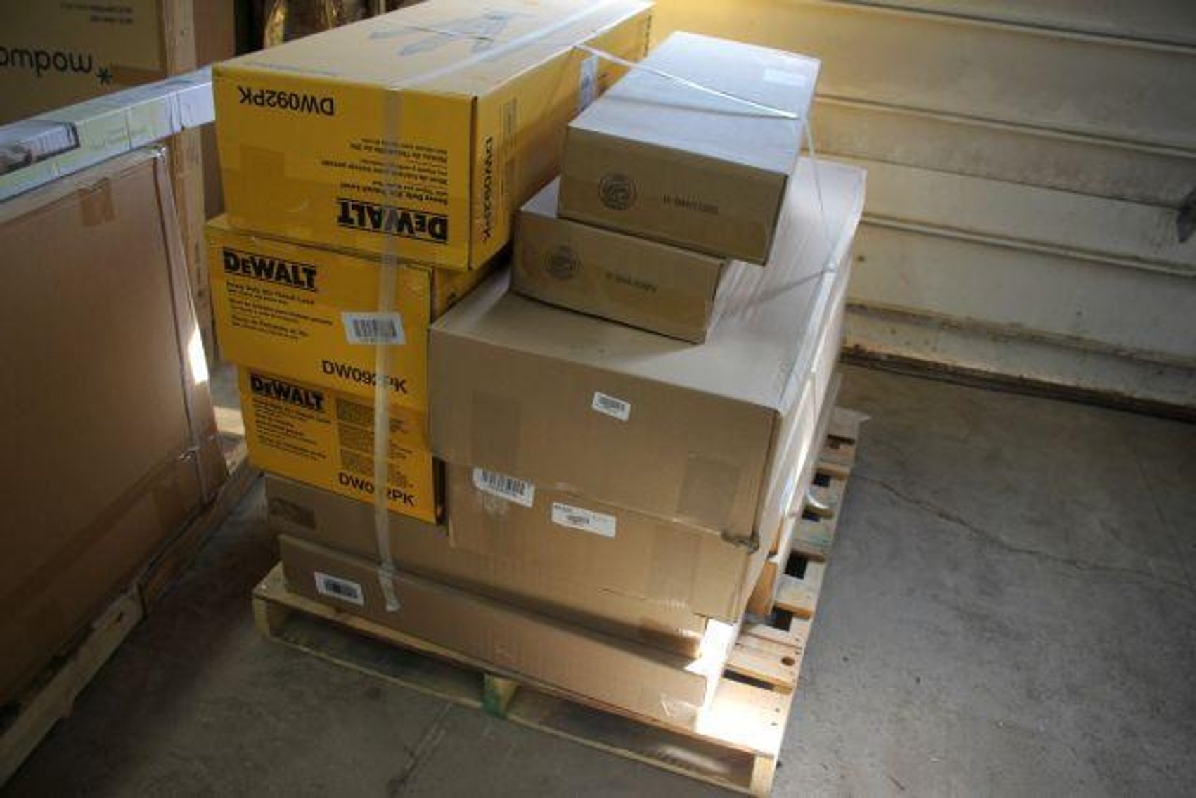 Image for LIVE AUCTION - NO ONLINE BIDDING