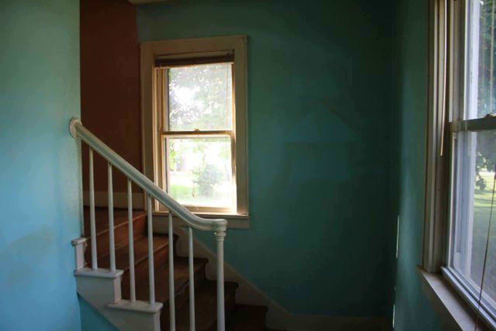 Image for ABSOLUTE REAL ESTATE AUCTION