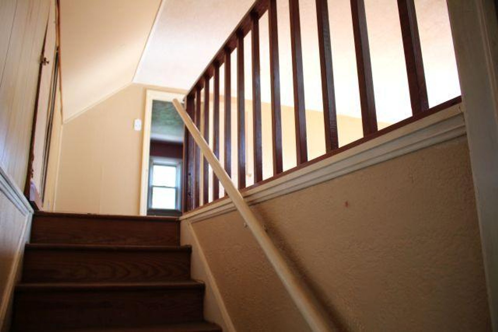Image for ABSOLUTE REAL ESTATE AUCTION