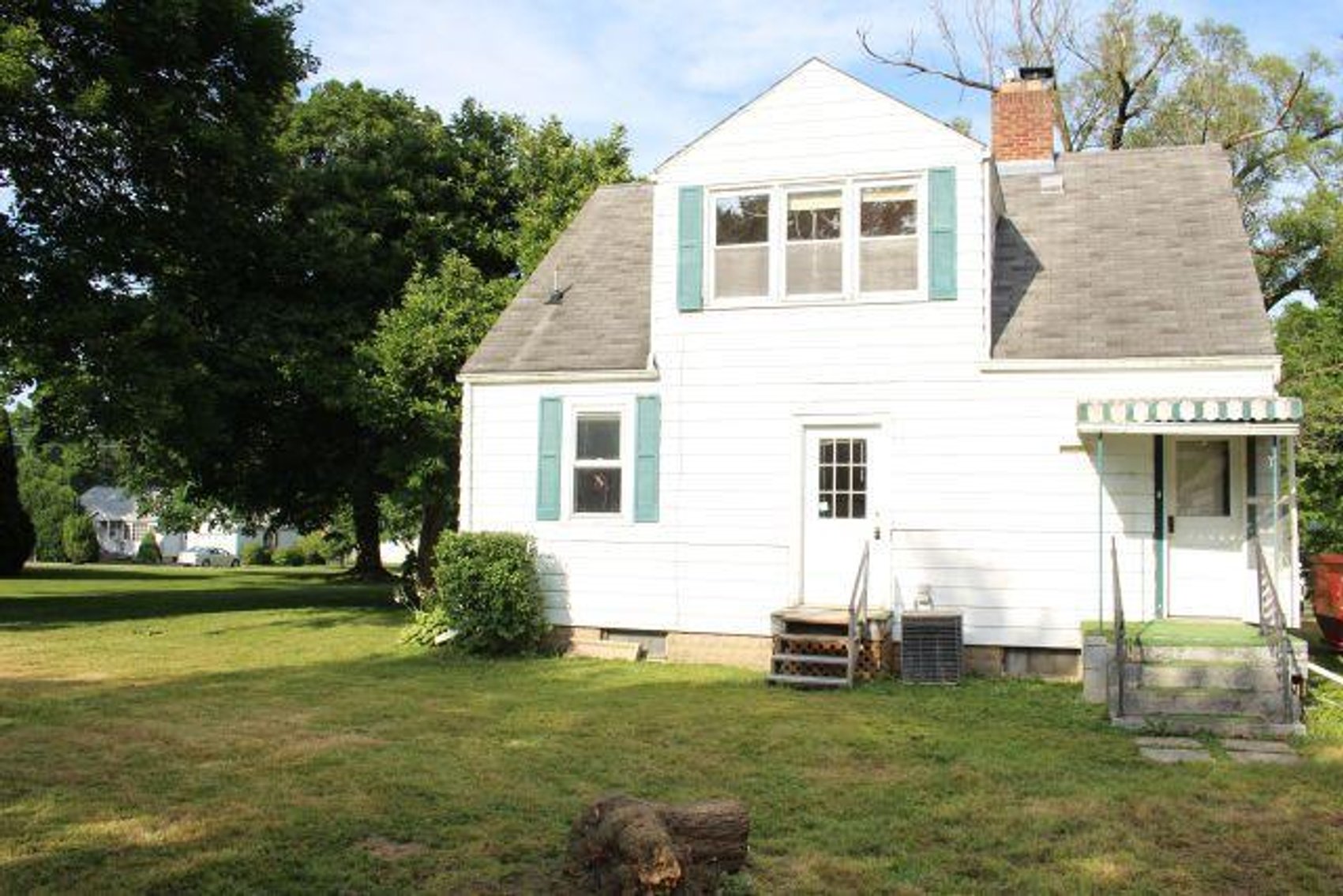 Image for ABSOLUTE REAL ESTATE AUCTION