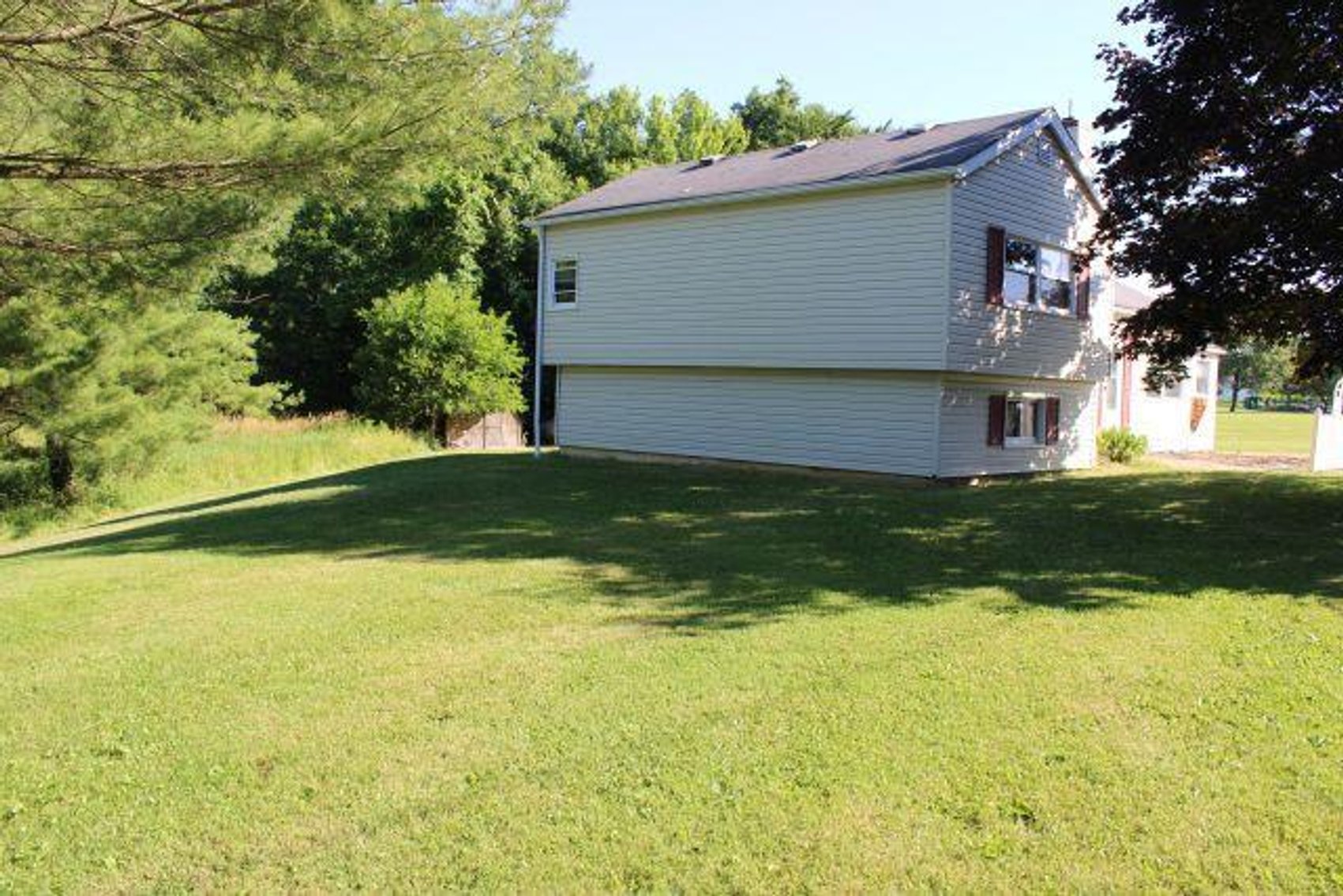Image for REAL ESTATE AUCTION