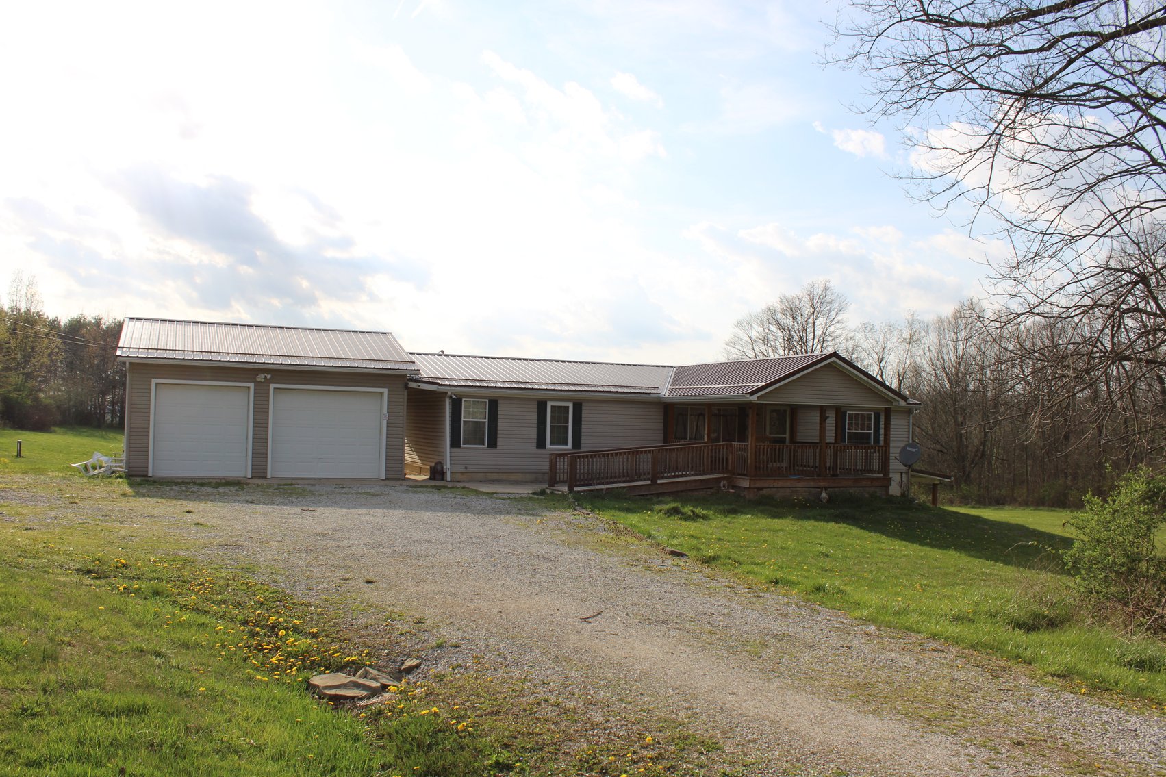 Image for 8563 Hazel Dell Rd Howard, OH