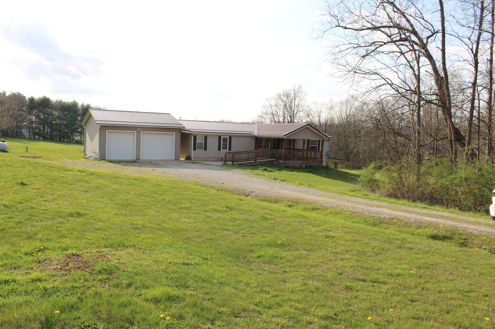 Image for 8563 Hazel Dell Rd Howard, OH
