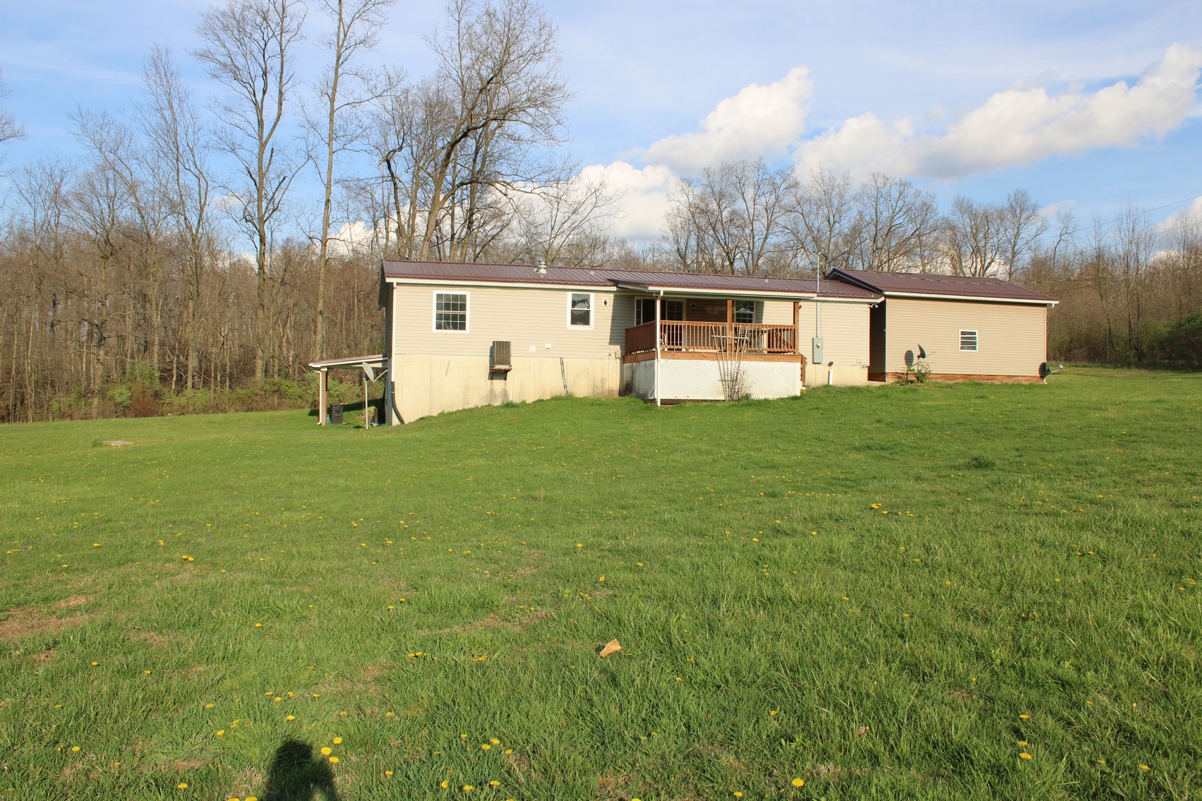 Image for 8563 Hazel Dell Rd Howard, OH