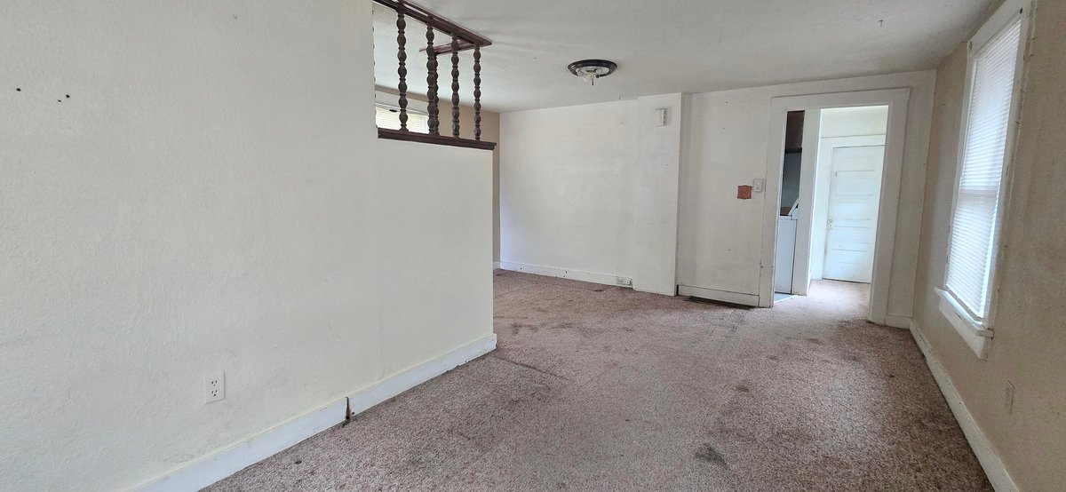 Image for 313 West Monument Real Estate Auction