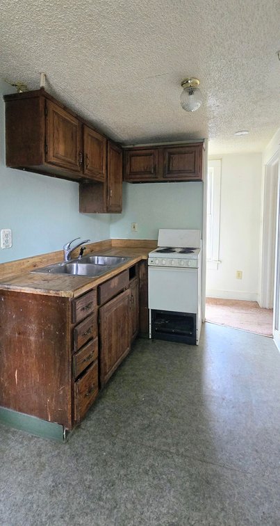 Image for 313 West Monument Real Estate Auction