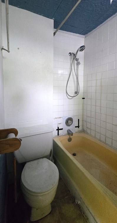 Image for 313 West Monument Real Estate Auction