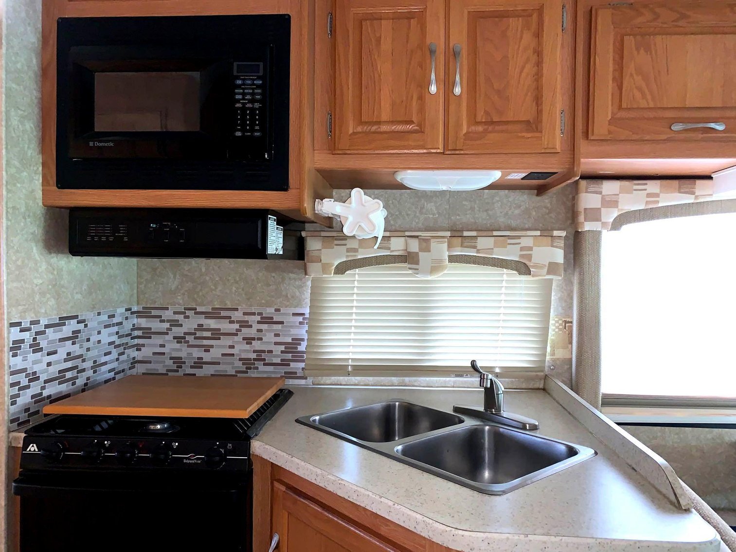 Image for 2007 Dutchmen Express Motorhome!