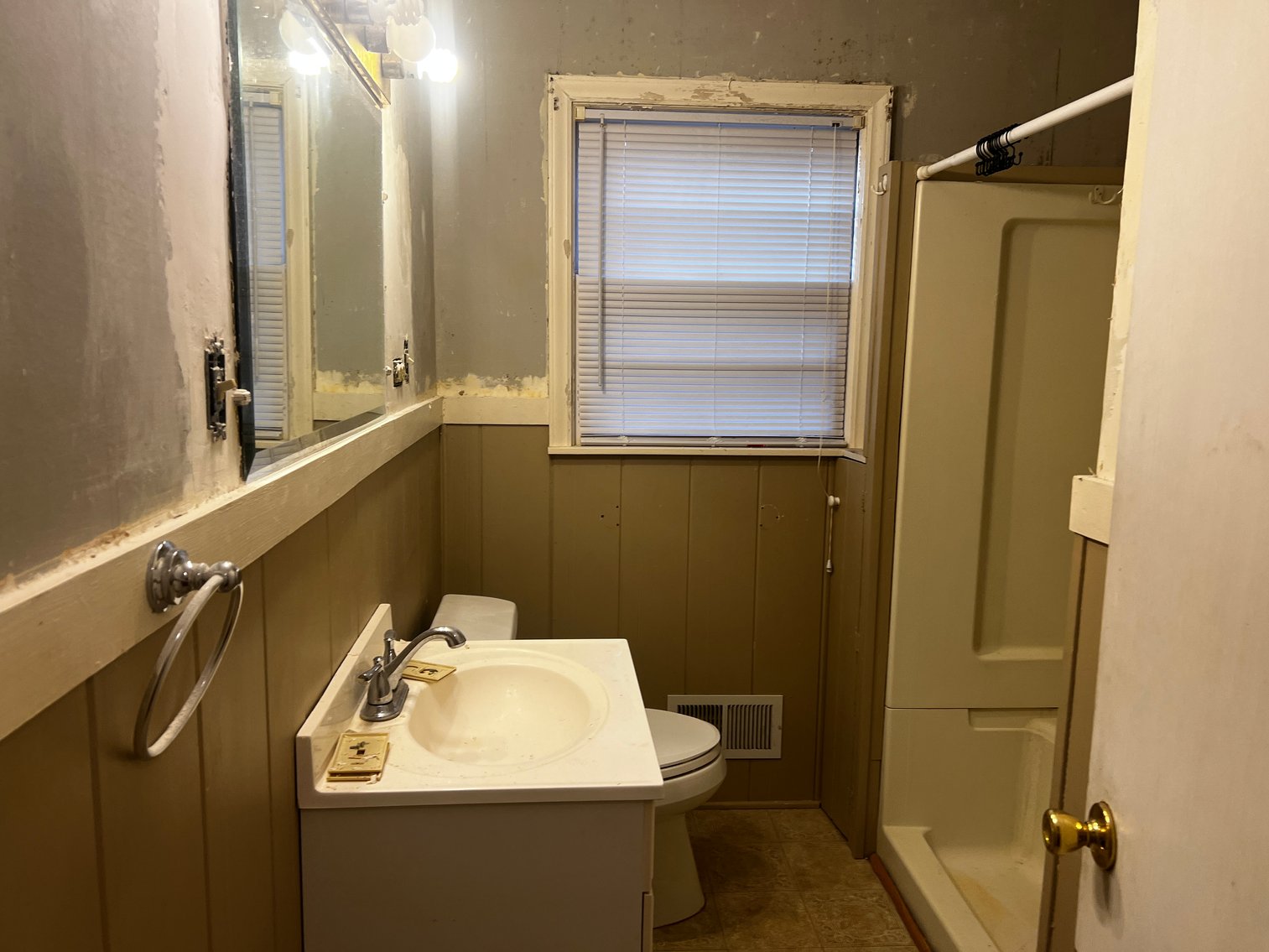 Statesville Home Auction