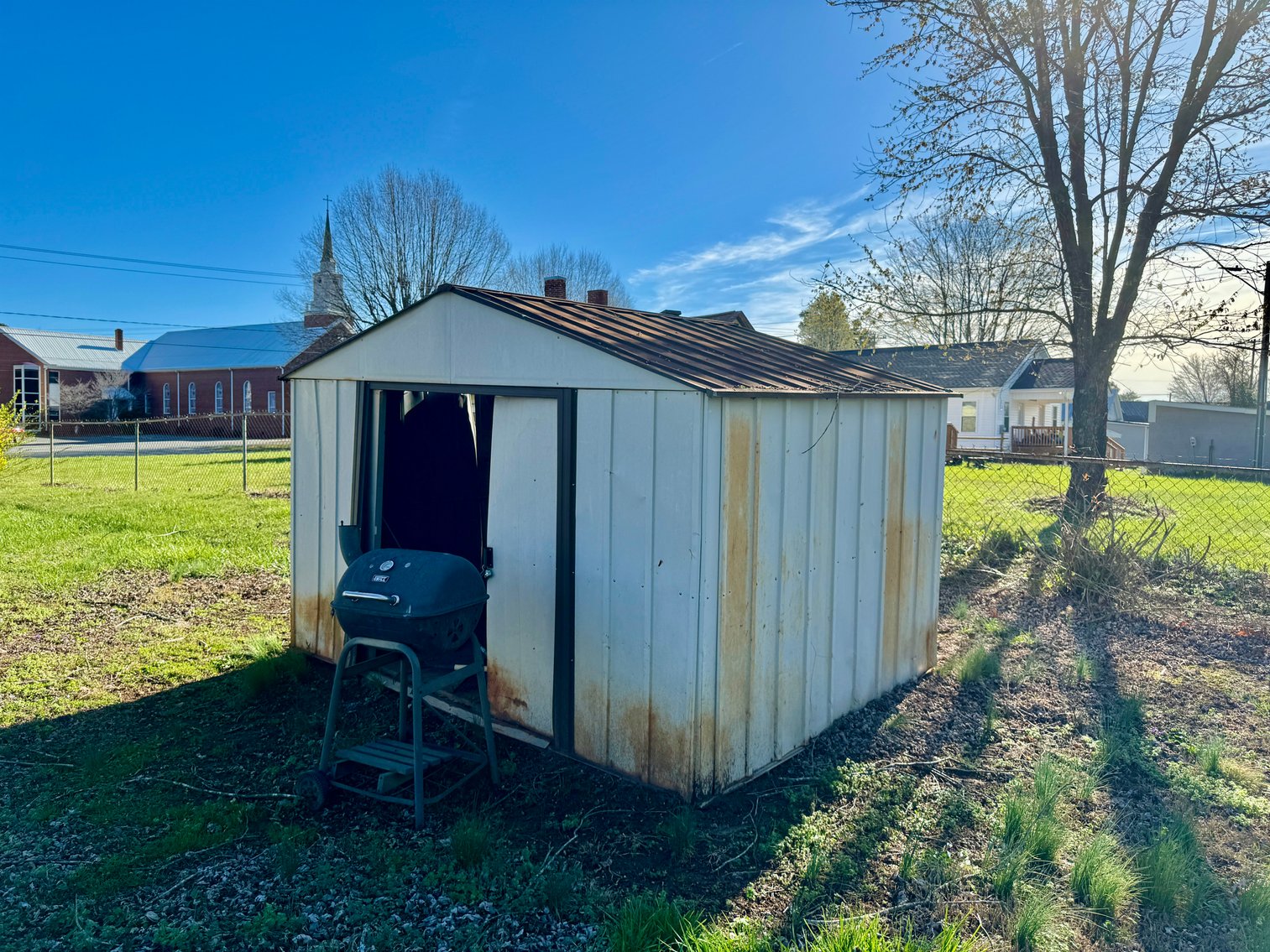 JUDICIAL SALE - 2 Bed/1 Bath Home in East Bend, NC