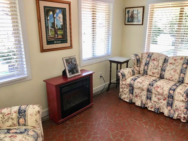 Image for Cute Konnoak Cottage Winston Salem Home