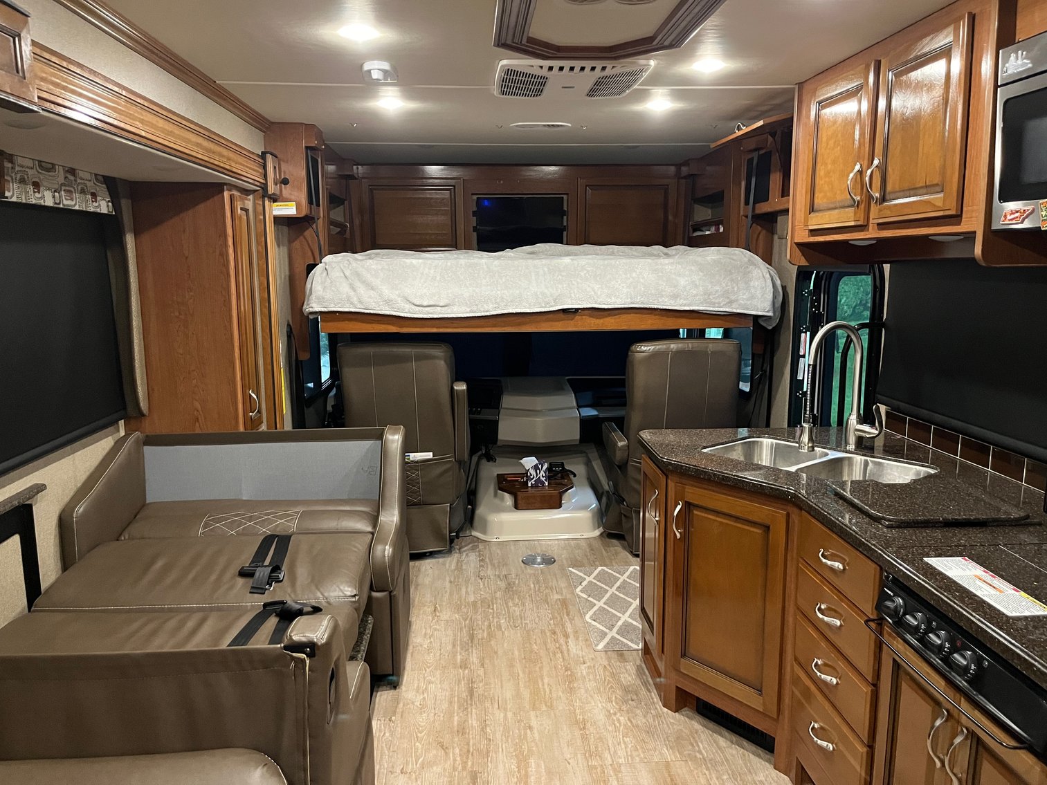 2019 Fleetwood Bounder Model 36F (39 ft long) Motorhome