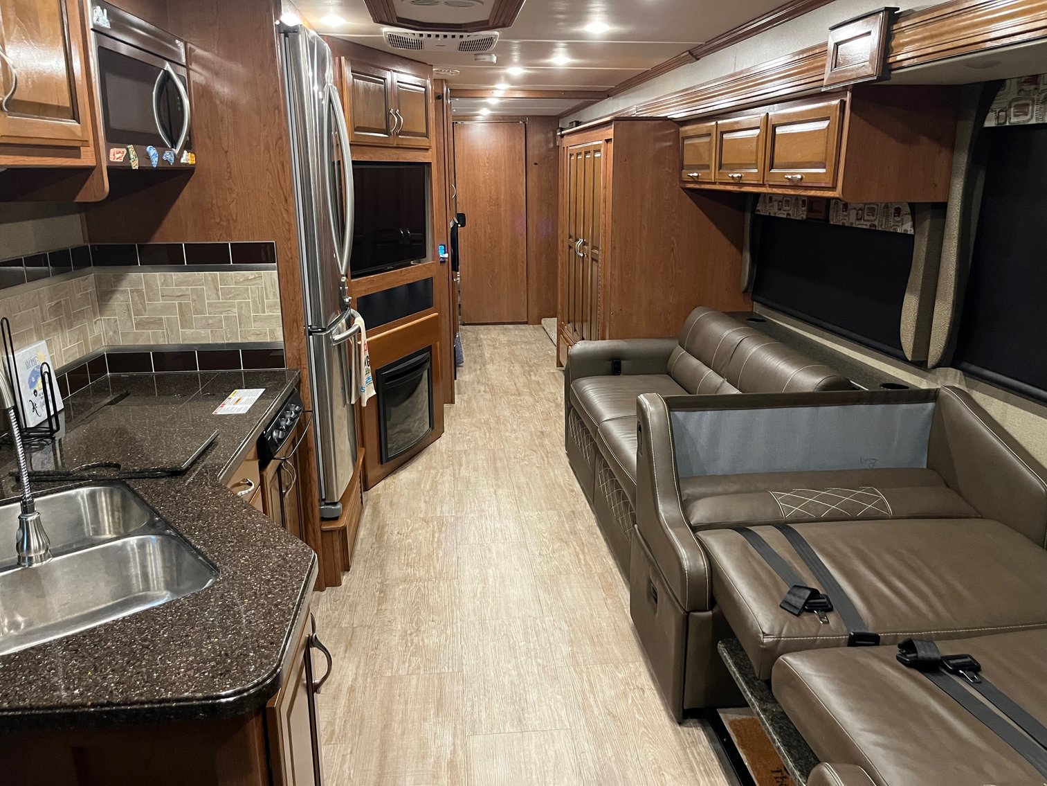 2019 Fleetwood Bounder Model 36F (39 ft long) Motorhome