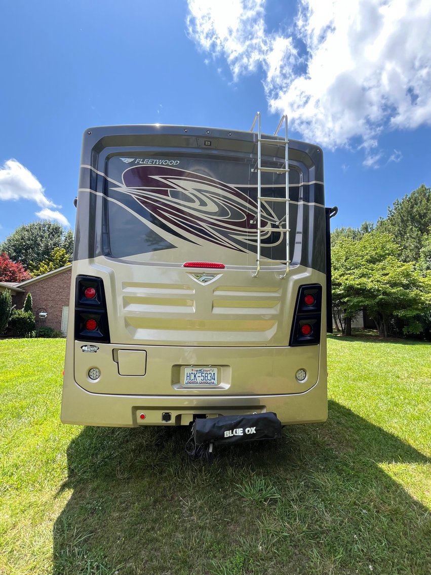 2019 Fleetwood Bounder Model 36F (39 ft long) Motorhome