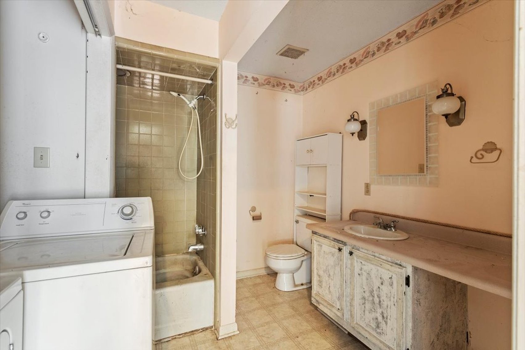 Hidden Gem with Reno Potential - Raleigh, NC