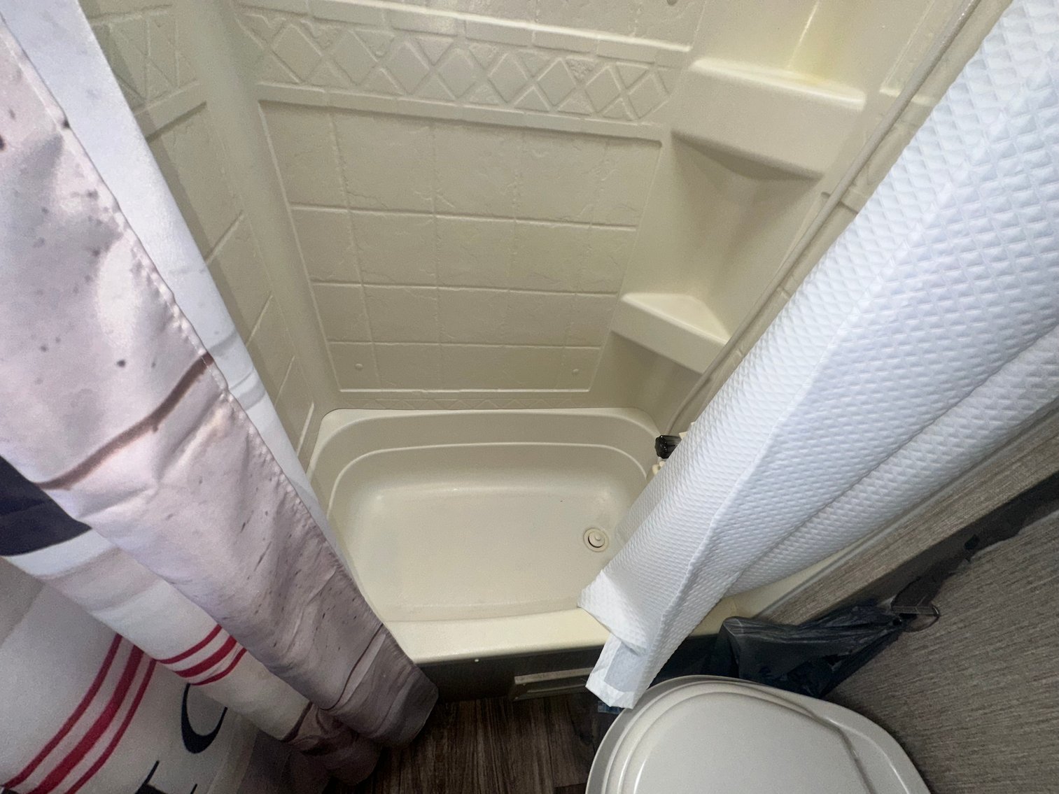Mountain Getaway - West Jefferson: Passport Elite Camper + Golf Cart