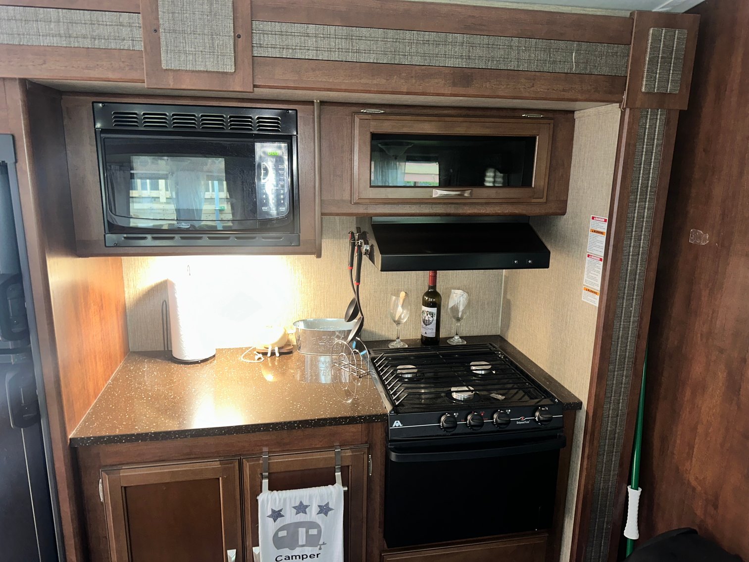 Mountain Getaway - West Jefferson: Passport Elite Camper + Golf Cart