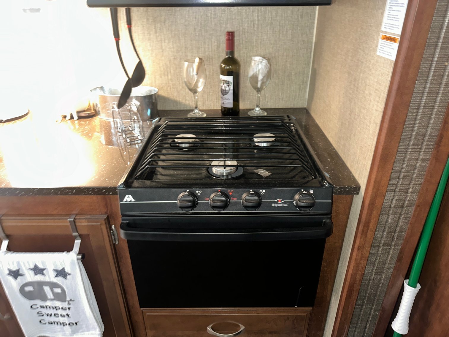Mountain Getaway - West Jefferson: Passport Elite Camper + Golf Cart
