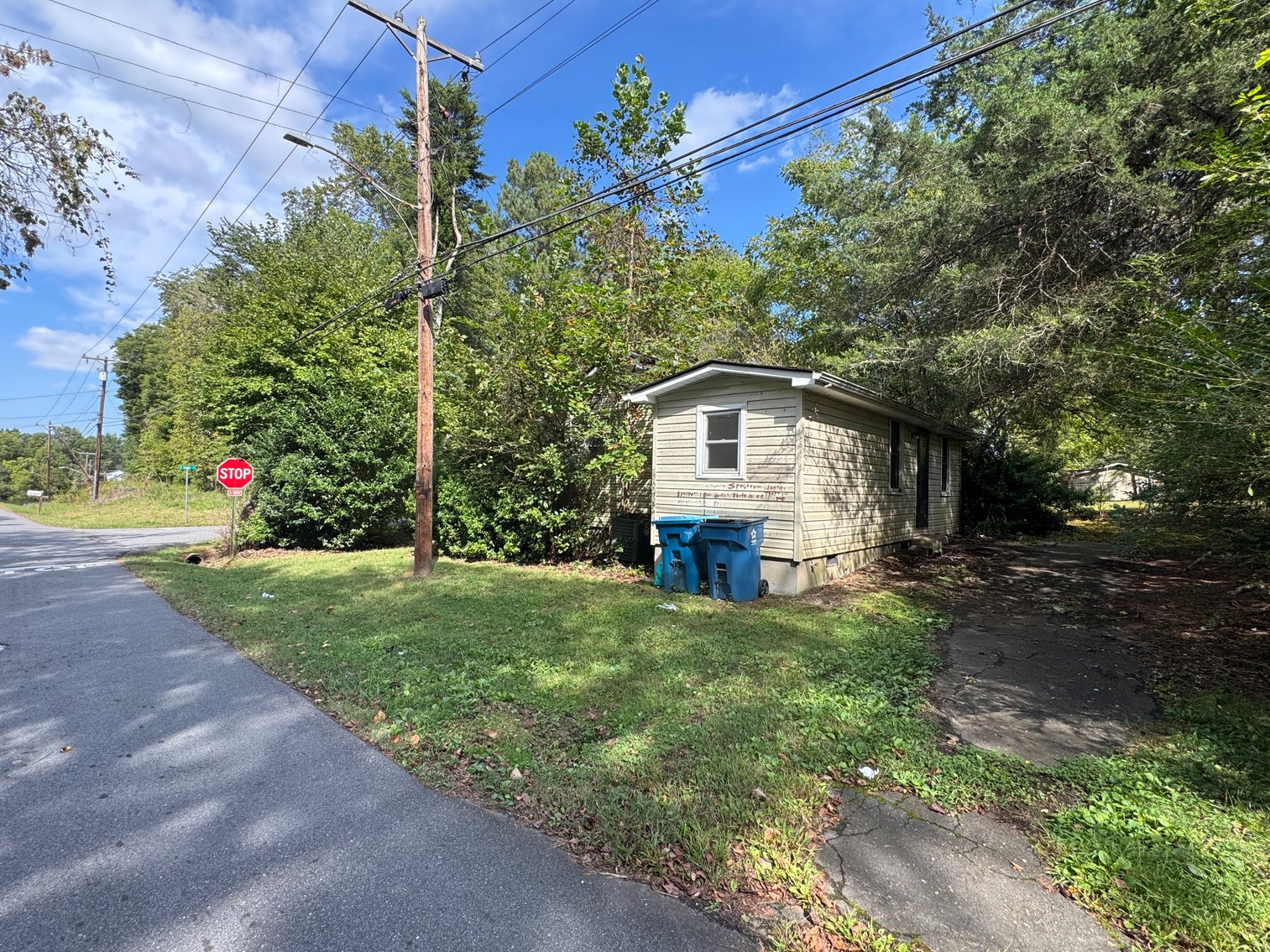 JUDICIAL AUCTION - Urban Home in Yadkinville, NC