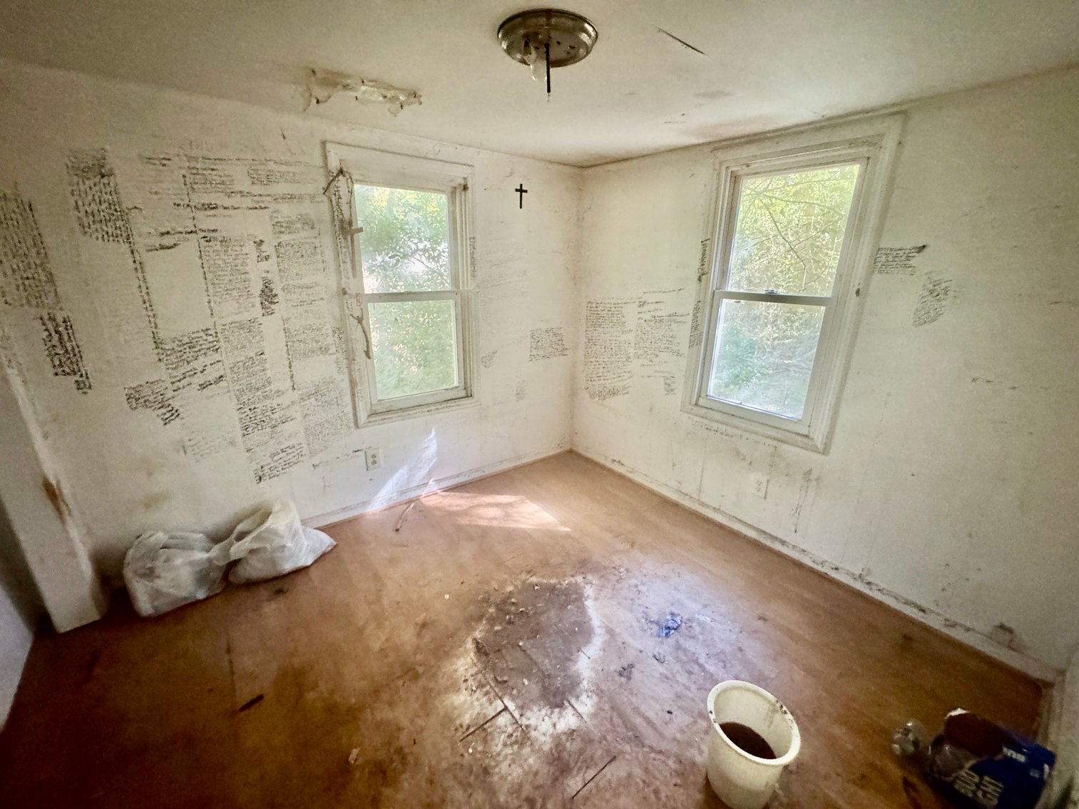 JUDICIAL AUCTION - Urban Home in Yadkinville, NC