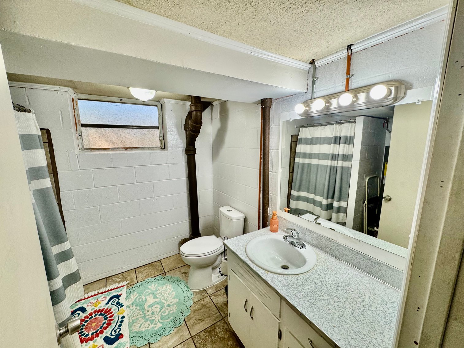 Classic Country Living in Iredell County