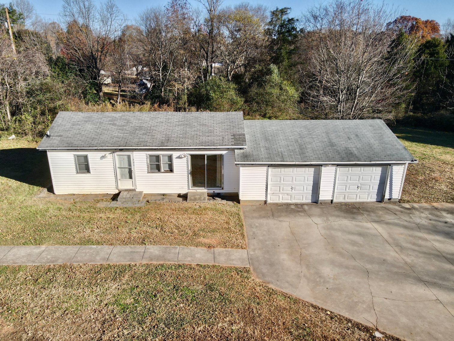 Large Home, Apartment and Acreage on Bell Farm Road, Statesville, NC