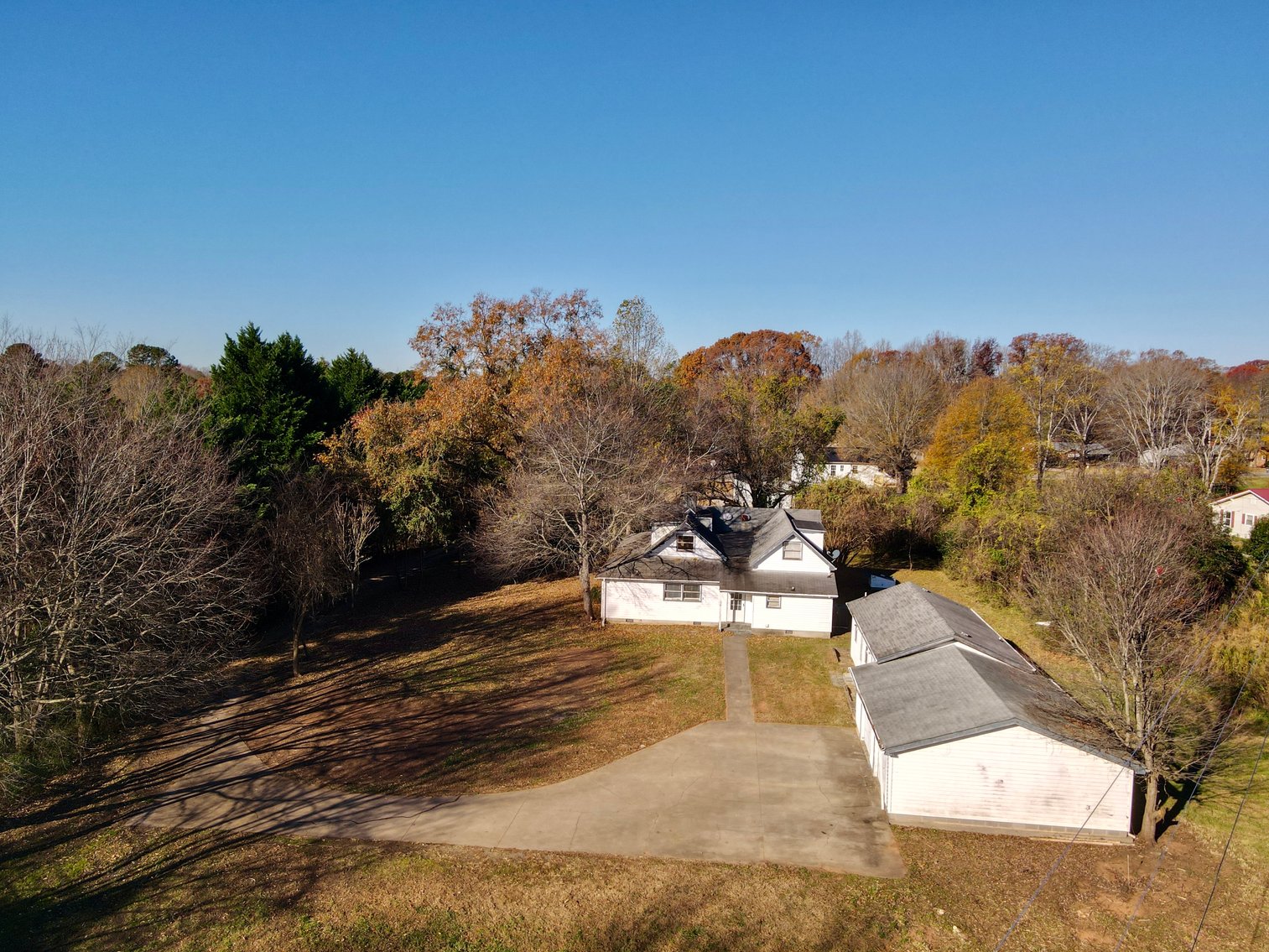 Large Home, Apartment and Acreage on Bell Farm Road, Statesville, NC