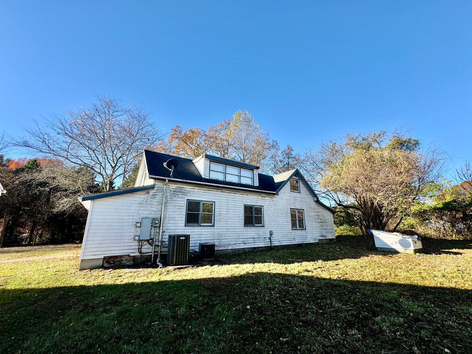 Large Home, Apartment and Acreage on Bell Farm Road, Statesville, NC
