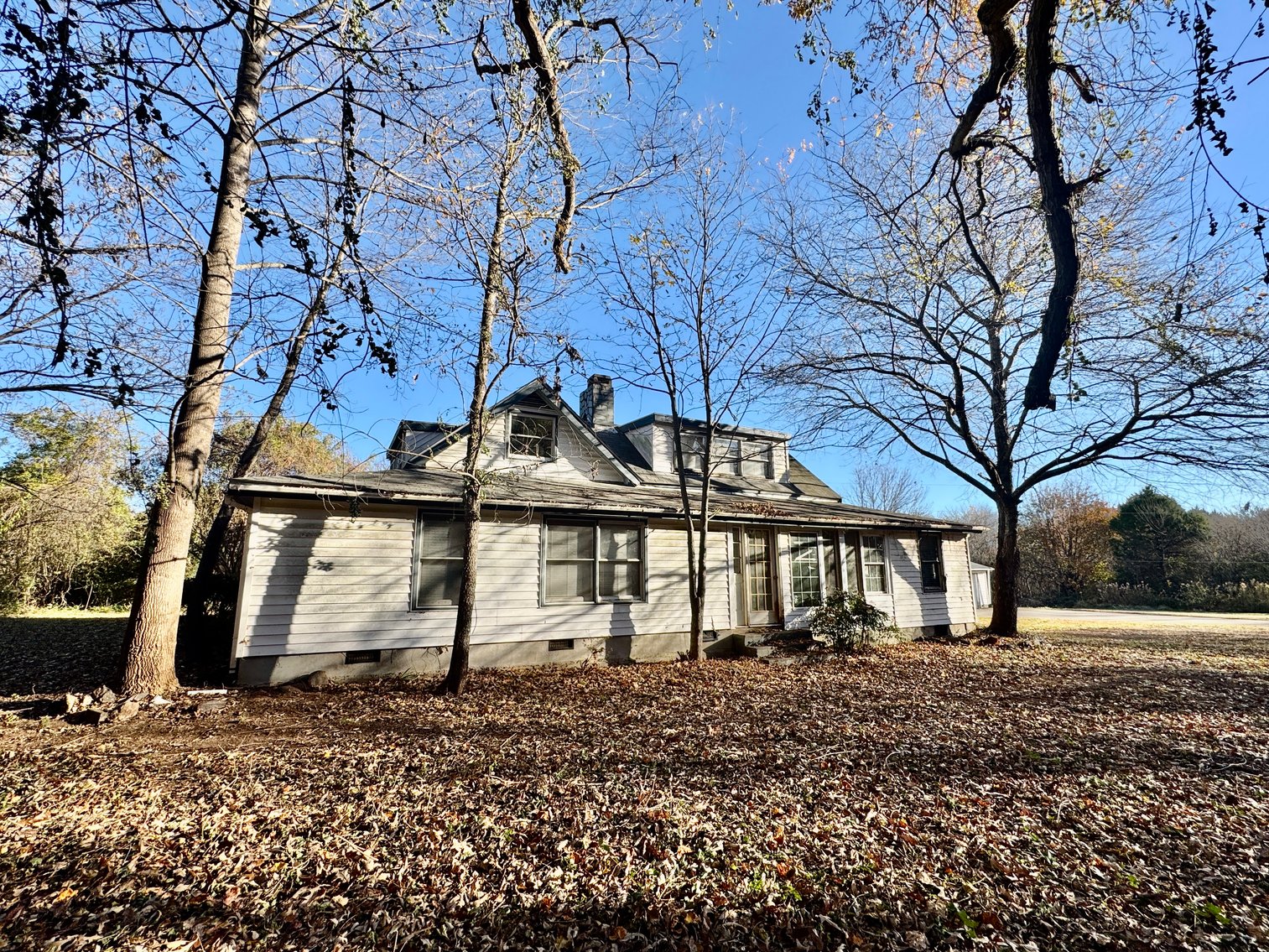 Large Home, Apartment and Acreage on Bell Farm Road, Statesville, NC