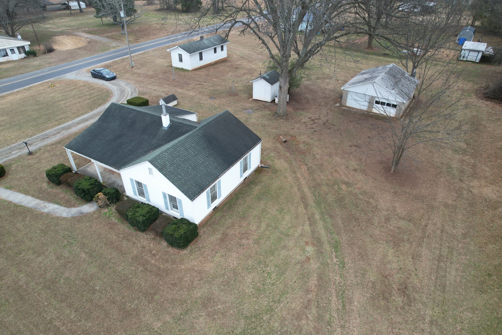 SELLING ABSOLUTE Highway 64 Opportunity - Mocksville, NC