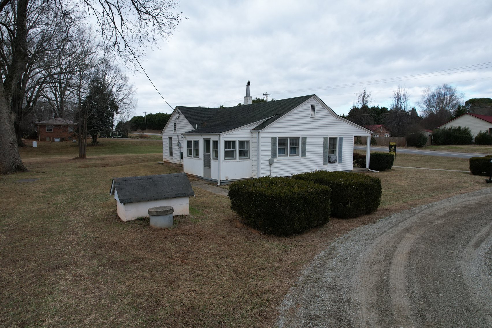 SELLING ABSOLUTE Highway 64 Opportunity - Mocksville, NC